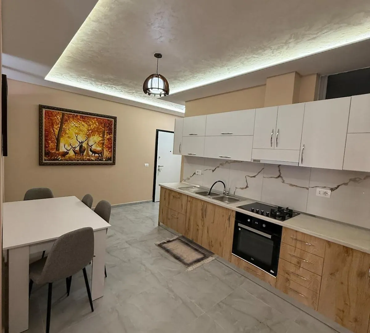 Ajan Alushani Apartment Golem